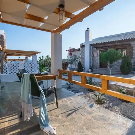 Vakantiehuis To Stolidi Tis Psinthou Psinthos