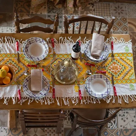 Semesterbostad To Stolidi Tis Psinthou *