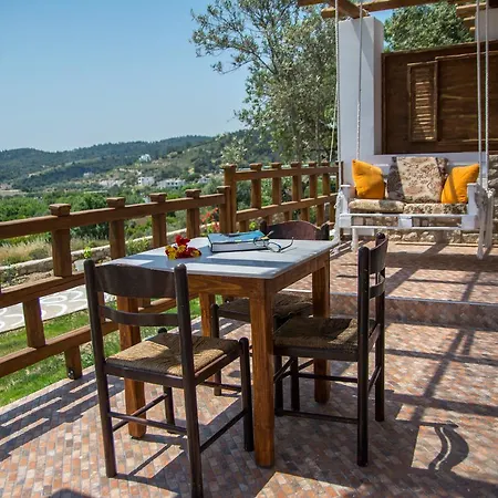 To Stolidi Tis Psinthou Semesterbostad *