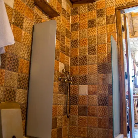 To Stolidi Tis Psinthou Semesterbostad Psinthos