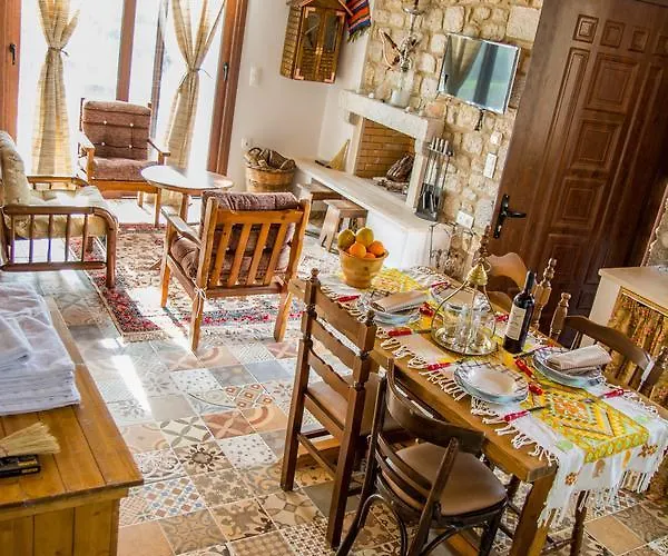 Ferienhaus To Stolidi Tis Psinthou *