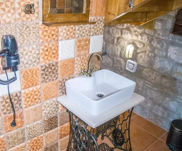 To Stolidi Tis Psinthou * Psinthos