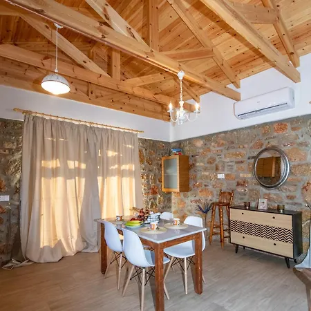 Vakantiehuis To Stolidi Tis Psinthou Psinthos