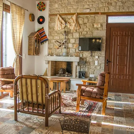 Casa de Férias To Stolidi Tis Psinthou *