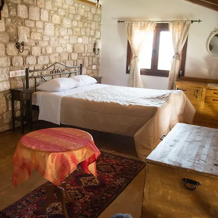 To Stolidi Tis Psinthou