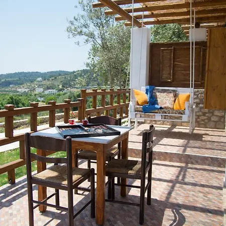 Casa de Férias To Stolidi Tis Psinthou *