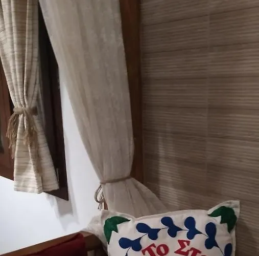 Vakantiehuis To Stolidi Tis Psinthou Psinthos