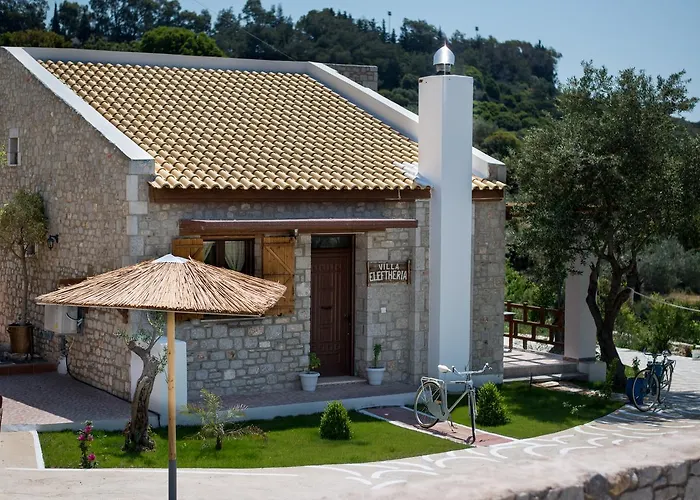 To Stolidi Tis Psinthou *