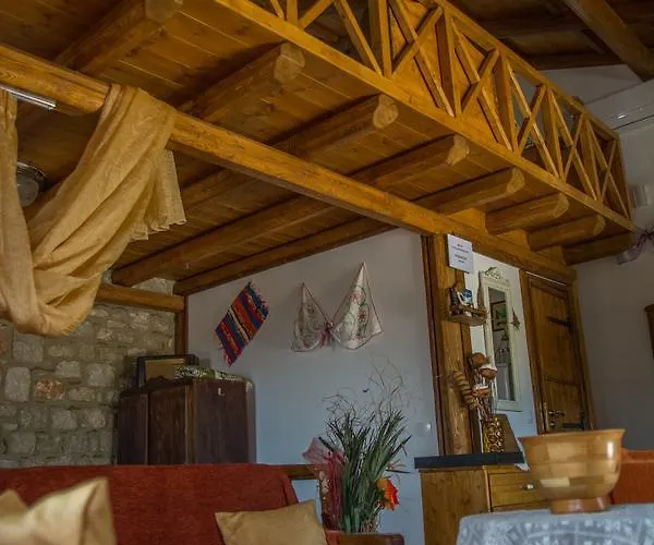 To Stolidi Tis Psinthou