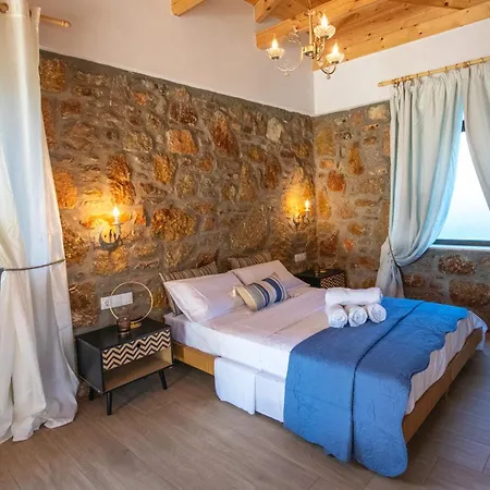 To Stolidi Tis Psinthou Holiday home *