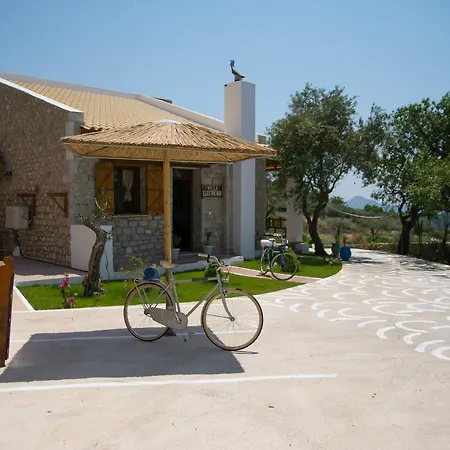 Holiday home To Stolidi Tis Psinthou Psinthos